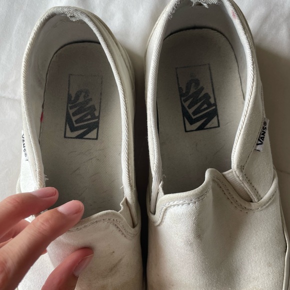 Vans | Used White Vans - Picture 2 of 4